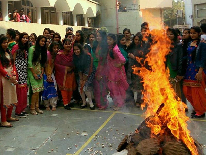Polytechnic for Women New Delhi Lohri Celebrations photo 2